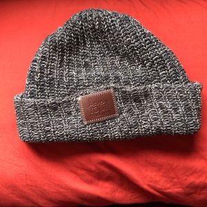 Love your Melon cuffed hat